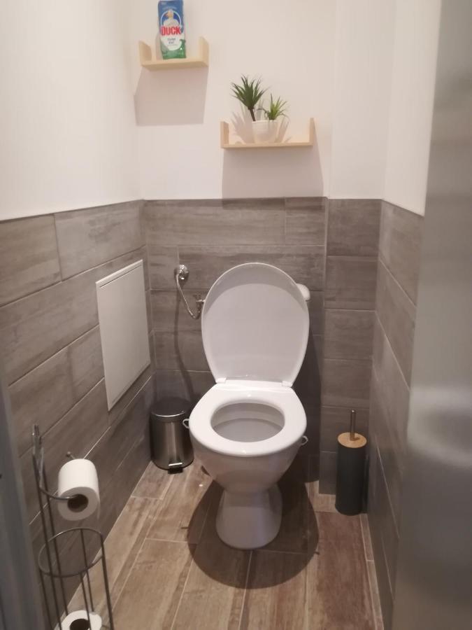 Appartement Calme Saint-Maixent-lʼÉcole 外观 照片